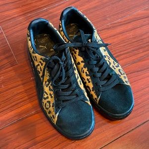 Puma leopard print suede sneaker size 8 light brown / black
